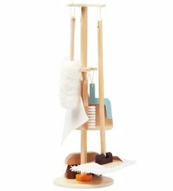 Helt ny 🔥 Kids Concept Rengørringssæt - Træ 🔔