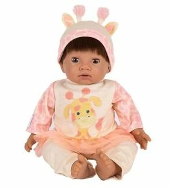 Tilbud ✔️ Tiny Treasures Dukke M. Mørkt Hår - Giraffe Outfit 😍