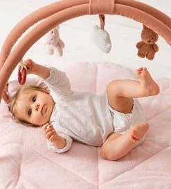 Købe 🛒 Nattou Aktivitetstæppe M. Bue - 80x70 Cm - Susie & Bonnie 🌟 -Billig legetoej butik DZ911 2